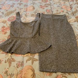 Bebe stretch tweed skirt set